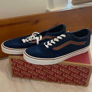 NWT men’s vans